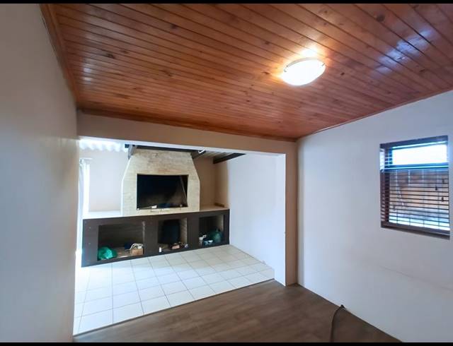 7 BEDROOM HOUSE FOR SALE IN HEIDERAND